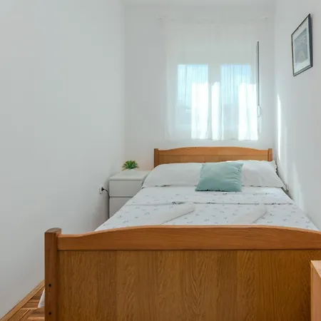 Dalmatino Apartman