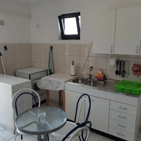 Dalmatino Apartment Vir